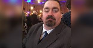 Sean Lyle's Instagram, Twitter & Facebook