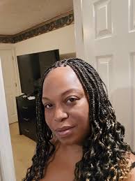 Hey beautiful people! 💕 I'm LaToya, a lover of good vibes, travel, family  time, and meeting amazing people. Excited to connect and spread nothing but  positive energy in here! ✨