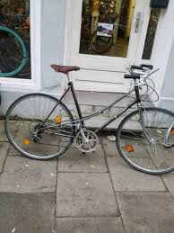 12 Gang Ketten Schaltung28 Zollrahmen 57 Cmvorne Und Hinten Backen Bremsebrems Klotsen Sind Neueseiten Standerdas Fahrrad Ist In Damen Rennrad Fahrrad Rennrad