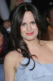 Elizabeth Reaser