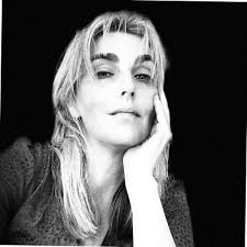 Check Sara haar eindejaarsvideo! Dit was zo tof om met mijn dochter te  kunnen maken. Die spierziekte is soms best een beetje klote hoor, maar dat  we samen dit soort dingen kunnen