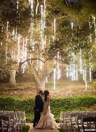 Organize a stunning forest ceremony ( bug repellents will make good favors) with a fantastic altar or arch of greenery and moss. Enchanted Themes Dreams Wedding Planning And Design Facebook