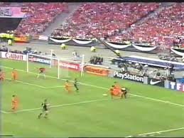 69 678 513 tykkäystä · 1 723 018 puhuu tästä. Morientes Goal Substitution 2000 Champions League Final Real Madrid Vs Valencia Video Dailymotion