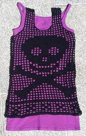Einfaches dreieckstuch häkeln im v muster super für anfänger. Filethakel Top Mit Totenkopf