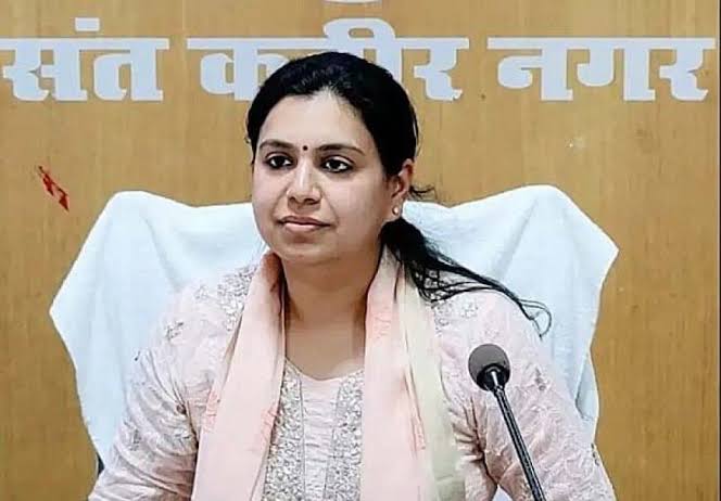 यूपी: आईएएस से इस्तीफा देने वाली दिव्या अब करेंगी राजनीति, बोलीं- किसी पार्टी के साथ नहीं... अकेले चलूंगी