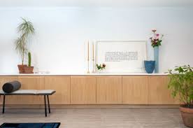 The Pros And Cons Of Built In Furniture According To Experts Built In Furniture Furniture Build A Closet