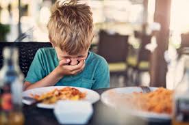 Jom ikut 7 cara mengatasi keracunan makanan ini untuk mencegah penyebaran bakteria ke makanan kita! Inilah Penyebab Dan Cara Pencegahan Keracunan Makanan Moms Semua Halaman Nakita