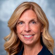 Ginger Hooper's Instagram, Twitter & Facebook