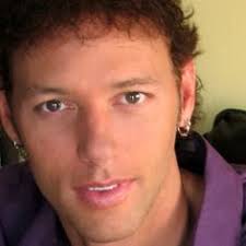 Amazon.in: Shawn Aaron Thomas: books, biography, latest update