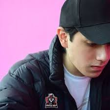 Erika Trudeau (@ErikaTrudeau)