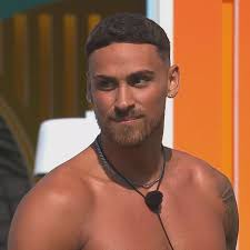 Love Island fans convinced they've 'worked out real reason' Ben picked  Helena