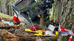 La cabina numero 3 della funivia mottarone che arriva quasi a destinazione, la fune che si spezza e la folle corsa dell'abitacolo prima dello schianto: Tragedia Sulla Funivia Del Mottarore C E Un Cavo Tranciato Di Netto