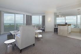 Your dates are popular among travelers users are booking a place in miami beach (fl) every 5 enter dates to see prices. 3 Bedroom 5 Bathroom In The Fontainebleau Hotel 3 Unit Suite Apartments For Rent In Miami Beach Florida United States