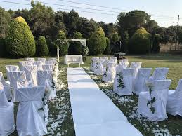 Otro de los puntos dentro del protocolo para boda civil es que, si realizarán su boda dentro del registro, ustedes y sus invitados tendrán que ser puntuales, ya que por lo regular se tienen agendadas otras bodas antes y después. Ceremonias Civiles Hotel Urbisol