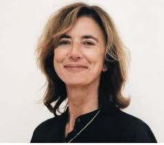 Karen Prowse: Northern Beaches psychologist struck off for lying and  pretending to be Elle McPherson