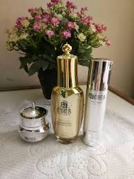 It's halal and safe to use due to no side effects. Www Findwo Com Shopping Made Easy Eses Pearl Cream From Korea çç è† 15g
