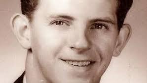 Jan Keefe's Instagram, Twitter & Facebook