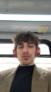 Hey, ya'll! My name's Cory and I'm a 30 y/o cis male looking for an  available room in a house in SE or south NE Portland. I'm neat, but not to a