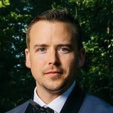 Kenneth Bradburn's Instagram, Twitter & Facebook