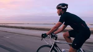 Indeed, this work and hold the phone on the handlebar even on bumpy roads. Want To Mount Your Smartphone On Your Bike It S This Easy