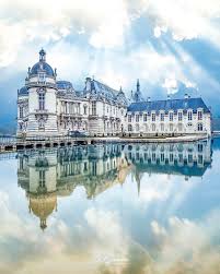 Chateau De Chantilly By Leroilouisxiv On Ig Via La Gomme Oise France Chateau A Visiter Chateau France