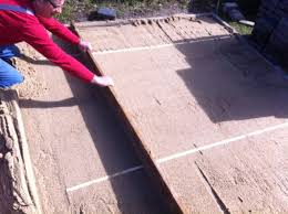 Grundstück begradigen ein baggerunternehmen in deiner näheren umgebung macht dir das schon. Terrasse Selber Bauen Fundament Erstellen Hausbau Blog
