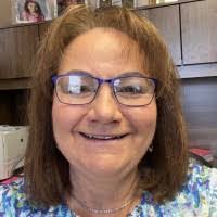 Cindy Maras's Instagram, Twitter & Facebook