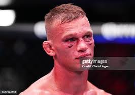 Steven Mitts's Instagram, Twitter & Facebook