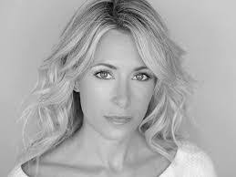 Leanne Wilson's Instagram, Twitter & Facebook