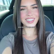 Leanne Farley's Instagram, Twitter & Facebook