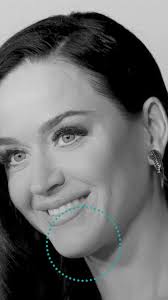 Katy Perry's daughter Daisy shows off very grown up sense of style in  adorable new photo 👀 See here: https://shorturl.at/unqOV