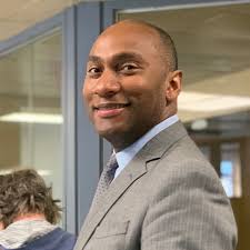 Shelby County Mayor Lee Harris