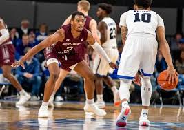 Davis rounding into high-major prospect for Salukis