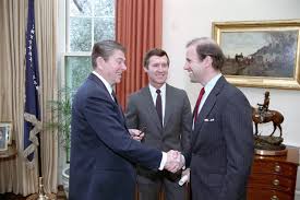 US President Ronald Reagan met current US President Donald Trump, 1936  Republican Presidential Candidate Alf Landon, and Former US President Joe  Biden all within the same year (1987) : r/BarbaraWalters4Scale