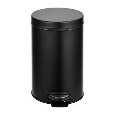 The sturdy construction and robust design stand up to daily use. Hdx 12l Step Trash Can Matte Black The Home Depot Canada