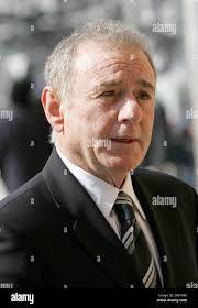 David weitzman hi-res stock photography and images