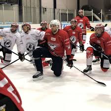 Leon draisaitl cap hit, salary, contracts, contract history, earnings, aav, free agent status. Warum Nhl Star Leon Draisaitl Beim Ec Bad Nauheim Mittrainiert Ec Bad Nauheim