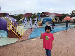 couplet unique chin and gandji chang choug chénouu kitchen in a dongeon i swear to god to bang cow fuuu wana touching you my mama wasn't love me i swear to god to bang cow. Berjalan Melihat Dan Mentafsir Taman Ekstrem Tasik Chinchin