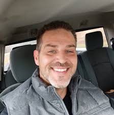 Cadillac XLR owners waving at each other