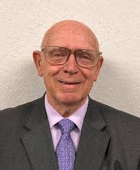 Andrea Hines's Instagram, Twitter & Facebook