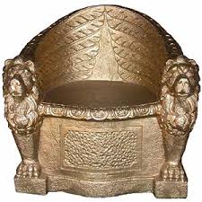 A clean, classic option we recommend going for white or beige. Gold Lion Throne Plastic H85cm X L82cm X W55cm X 2 First Scene Nz S Largest Prop Costume Hire Company