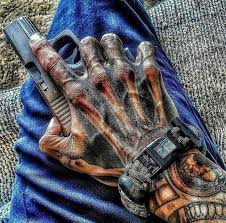 Ezgi Tekin Adli Kullanicinin Dovme Panosundaki Pin El Dovmeleri Gangsta Dovmeler Ve Dovme Fikirleri