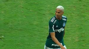 Emprestado pelo palmeiras, getafe toma decisão sobre o futuro de deyverson Piscadinha De Deyverson Deu Inicio A Confusao No Derbi