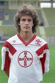 Football statistics of heiko herrlich including club and national team history. Trainer Bayer 04 Leverkusen Heiko Herrlich Ist Die Uberraschung Fur Bayer 04 Leverkusen Kolnische Rundschau