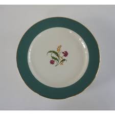 A pattern of excellence for over 125 years. Homer Laughlin Cavalier Eggshell Berkshire Pattern Gold Rim Teal Band Flower Center China Set Of 16 Chairish