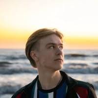 700+ "Petkus" profiles