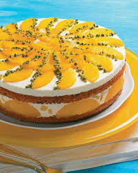 Sonnige Pfirsichtorte Rezept Pfirsich Torte Sussgeback Kuchen Mit Pfirsich