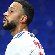 Compare memphis depay to top 5 similar players similar players are based on their statistical profiles. Juninho Pernambucano Memphis Depay Most Likely To Leave Lyon After Barcelona Agreement Eurosport