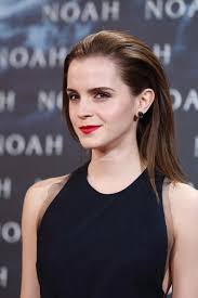 If you blow out your hair, flick the ends out with a small round brush to add movement. 15 Celebrity Makeup Ideas And Straight Long Hair Looks Pretty Designs