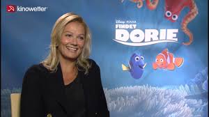 Privatsphäre franziska van almsick scheitert vor dem bgh. Interview Franziska Van Almsick Finding Dory Youtube